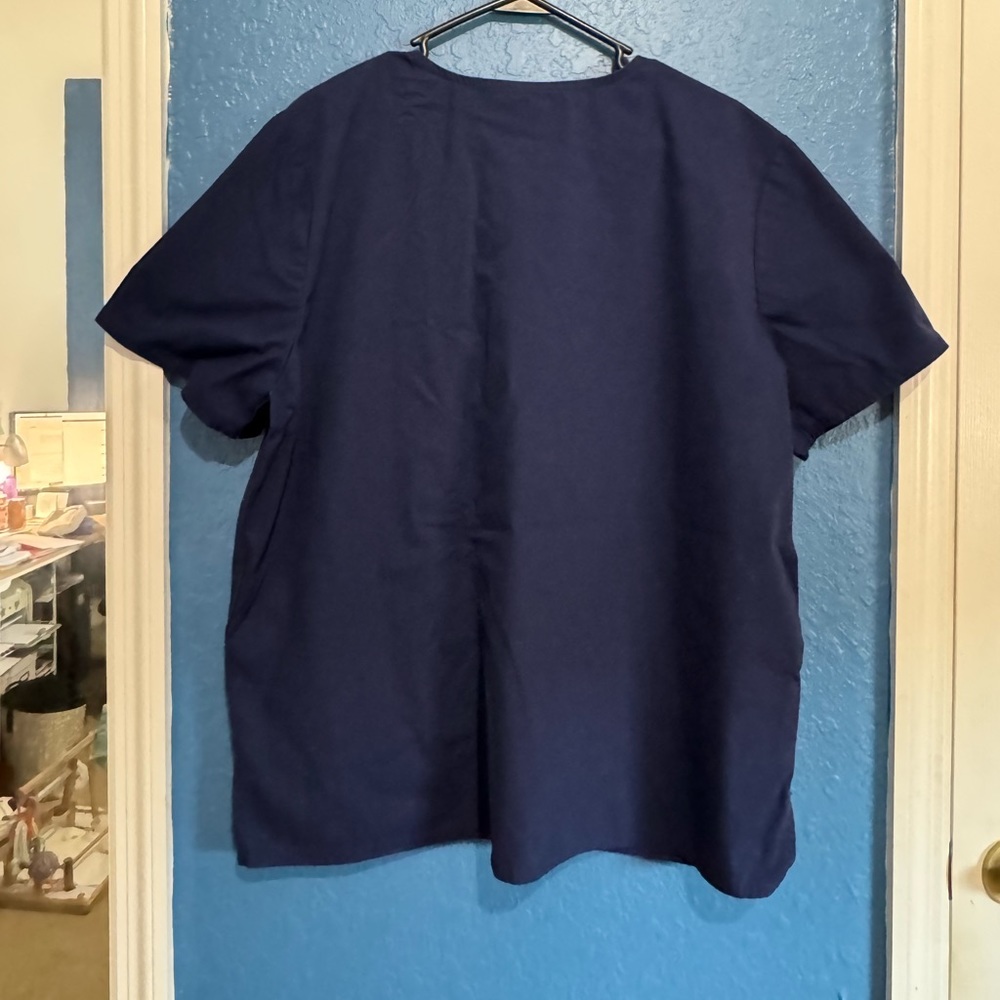 Navy Blue Scrub Set - Picture 2 of 4